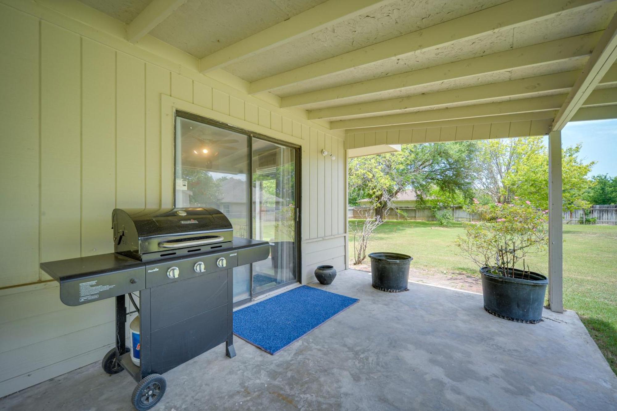 Mcqueeney Vacation Rental About 10 Mi To New Braunfels Eksteriør bilde